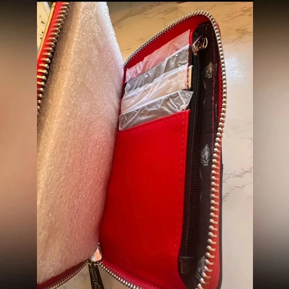 NWT Loungefly Marvel Metallic Thor Cosplay Zip Around Wallet - Picture 6 of 6